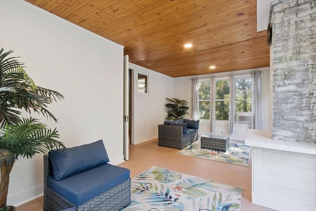 532 S Main Street, Janesville, WI 53545