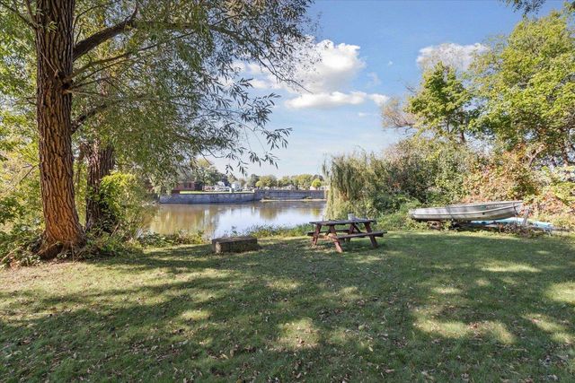 532 S Main Street, Janesville, WI 53545