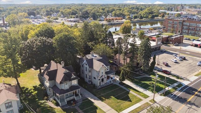 532 S Main Street, Janesville, WI 53545