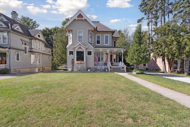 532 S Main Street, Janesville, WI 53545