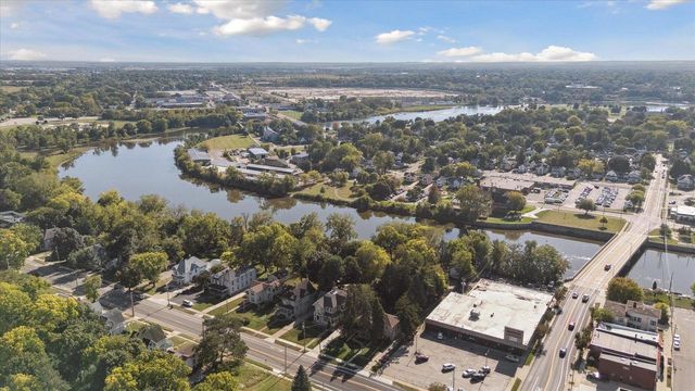 532 S Main Street, Janesville, WI 53545