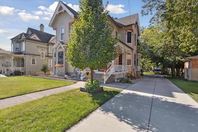 532 S Main Street, Janesville, WI 53545