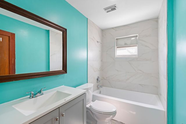 526 38TH Street, West Palm Beach, FL 33407