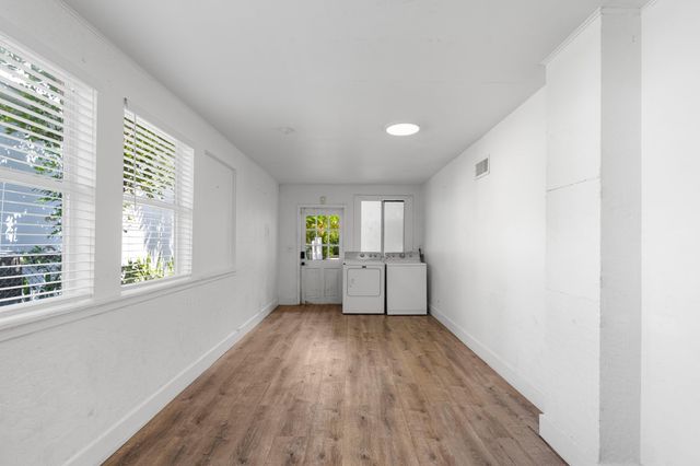 526 38TH Street, West Palm Beach, FL 33407