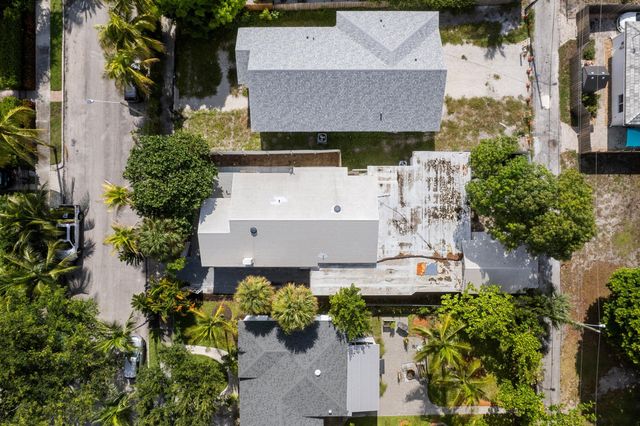 526 38TH Street, West Palm Beach, FL 33407