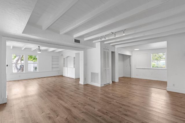 526 38TH Street, West Palm Beach, FL 33407