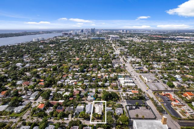 526 38TH Street, West Palm Beach, FL 33407
