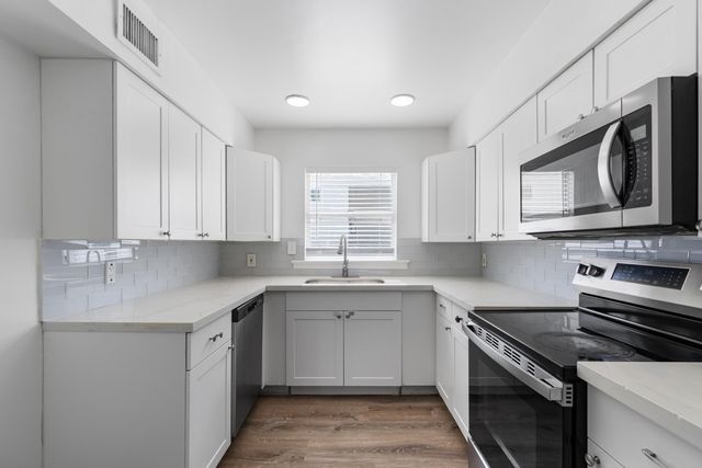 526 38TH Street, West Palm Beach, FL 33407