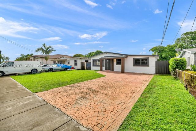 4250 SW 24th St, West Park, FL 33023
