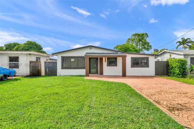 4250 SW 24th St, West Park, FL 33023