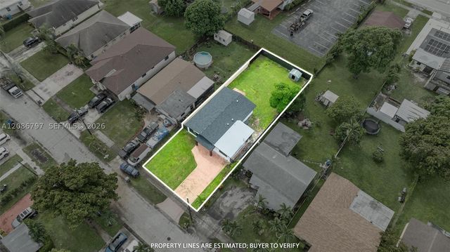 4250 SW 24th St, West Park, FL 33023