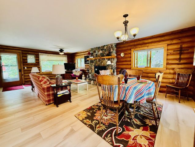 18986 Captive Lake Road, Garrison, MN 56450