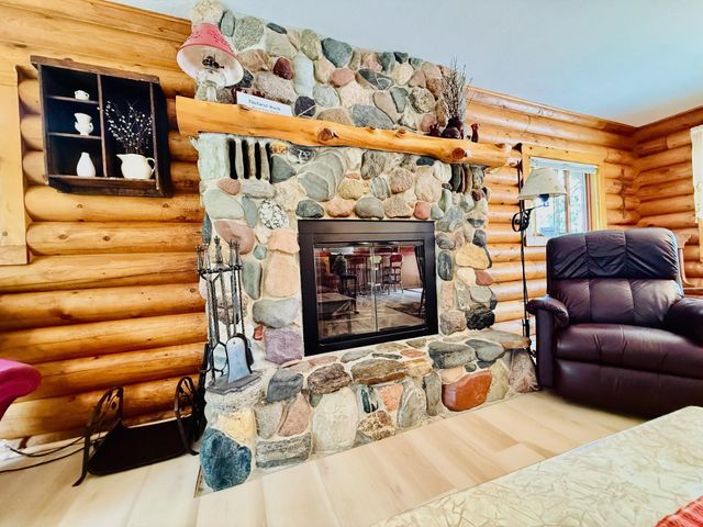 18986 Captive Lake Road, Garrison, MN 56450