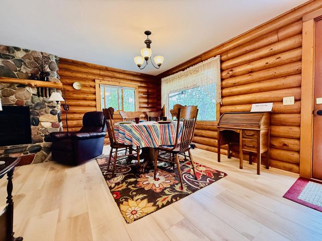 18986 Captive Lake Road, Garrison, MN 56450