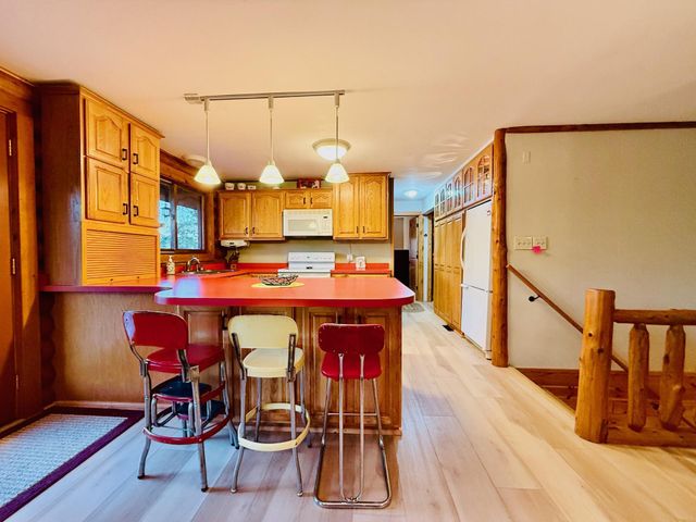 18986 Captive Lake Road, Garrison, MN 56450