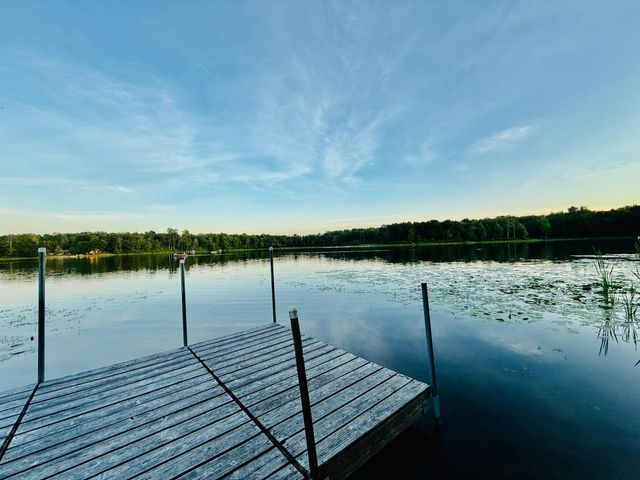 18986 Captive Lake Road, Garrison, MN 56450