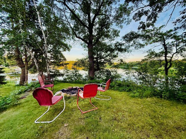 18986 Captive Lake Road, Garrison, MN 56450