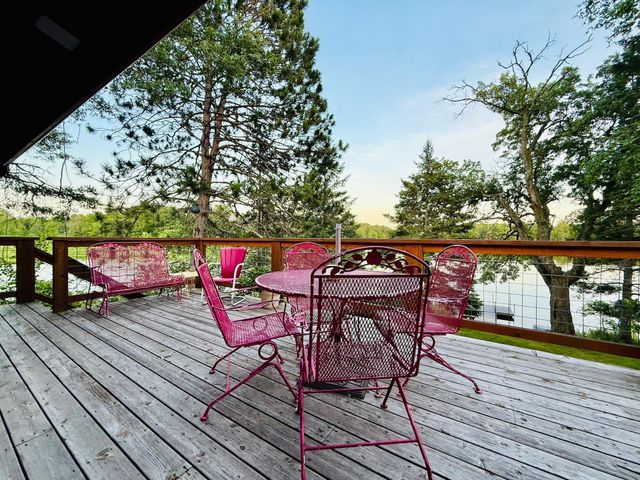 18986 Captive Lake Road, Garrison, MN 56450