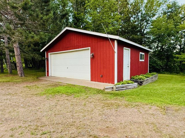18986 Captive Lake Road, Garrison, MN 56450