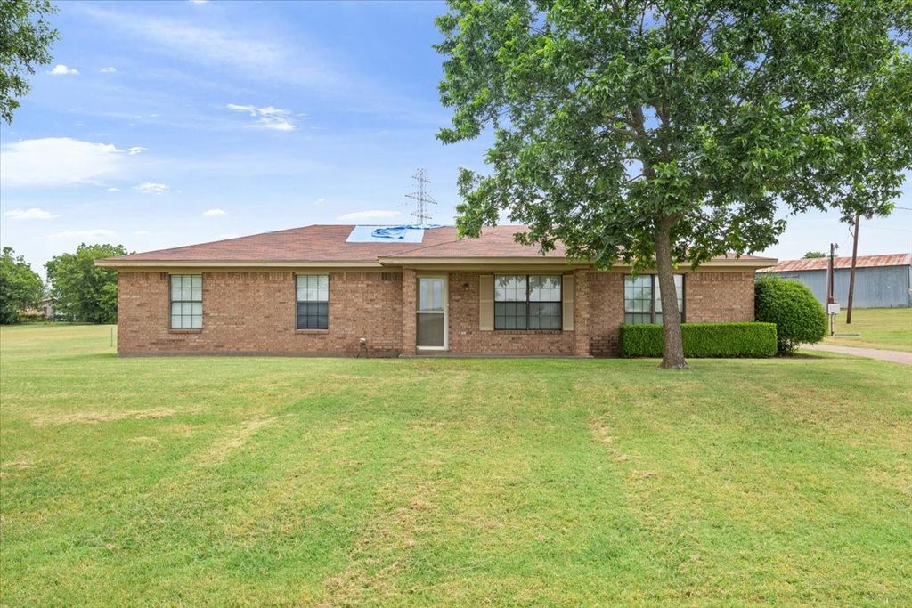 174 Shilling Drive, Elm Mott, TX 76640