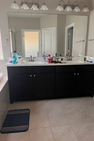 6655 Deleon Street, Irving, TX 75039