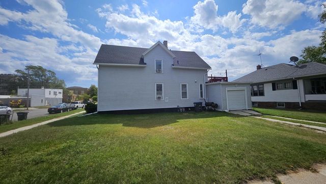 2006 S 11th STREET #2006A, Sheboygan, WI 53081