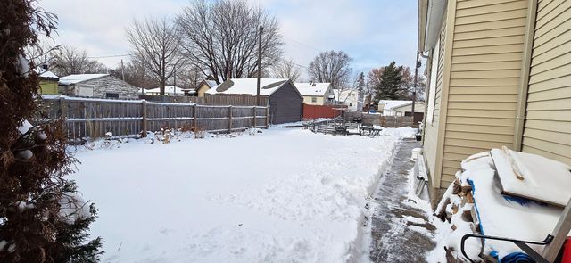 307 Maryland Avenue W, Saint Paul, MN 55117