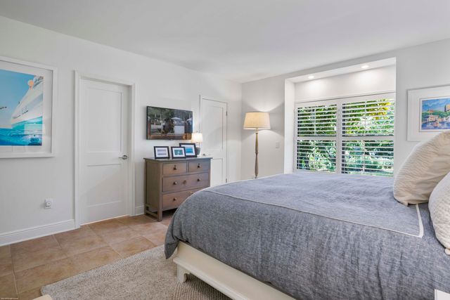 13307 Polo Club Road C107, Wellington, FL 33414
