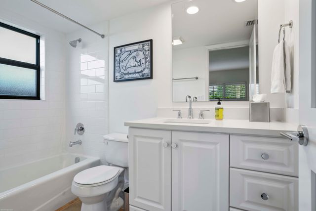 13307 Polo Club Road C107, Wellington, FL 33414
