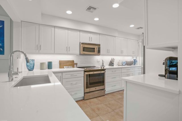 13307 Polo Club Road C107, Wellington, FL 33414