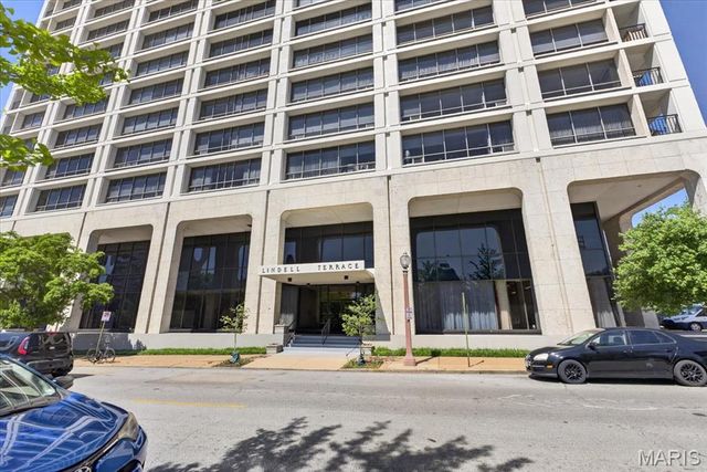 4501 Lindell Boulevard 10B, St Louis, MO 63108