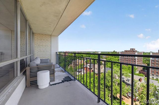 4501 Lindell Boulevard 10B, St Louis, MO 63108