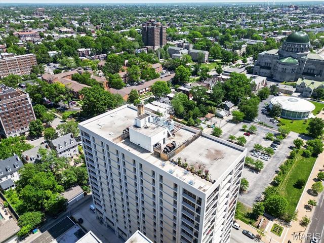 4501 Lindell Boulevard 10B, St Louis, MO 63108