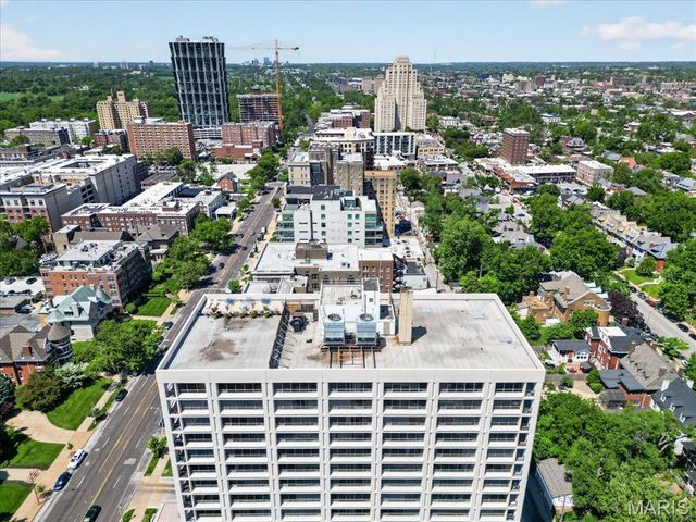4501 Lindell Boulevard 10B, St Louis, MO 63108