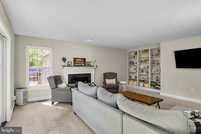 10 BRIGHT SUMMER WAY, Glenmoore, PA 19343