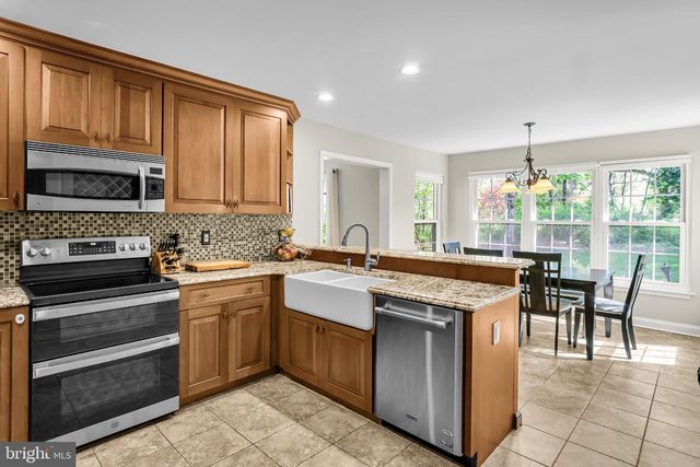 10 BRIGHT SUMMER WAY, Glenmoore, PA 19343