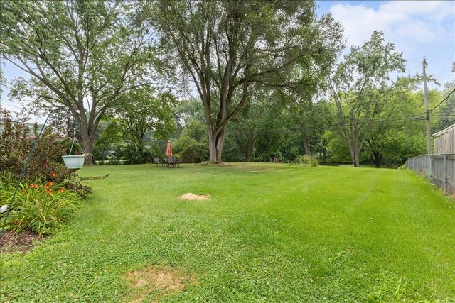 6175 Hatchery Road, Waterford, MI 48329