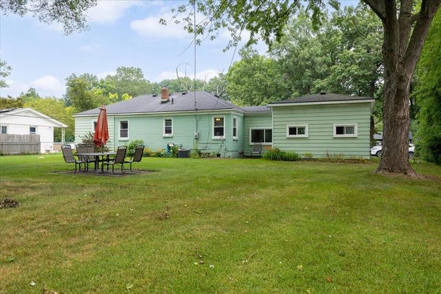 6175 Hatchery Road, Waterford, MI 48329