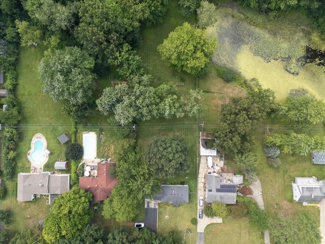 6175 Hatchery Road, Waterford, MI 48329