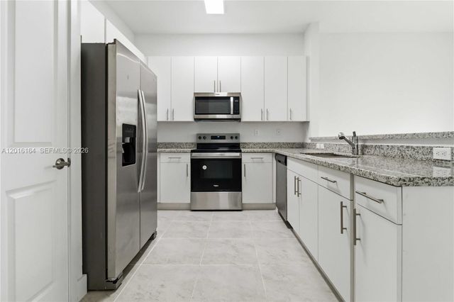 18901 SW 316th Ter, Homestead, FL 33030