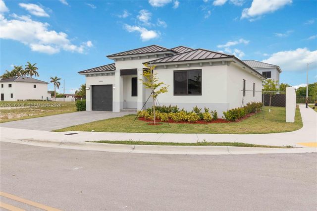 18901 SW 316th Ter, Homestead, FL 33030