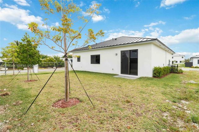 18901 SW 316th Ter, Homestead, FL 33030