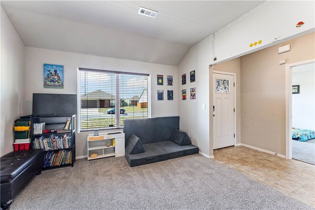 2816 Reynolds Street, Pea Ridge, AR 72751