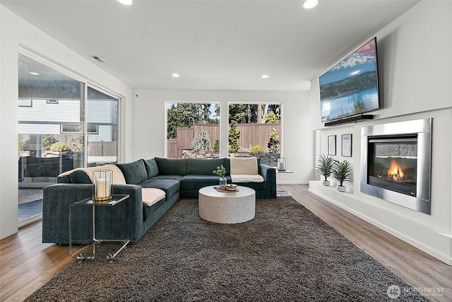 3410 SE 18th Street, Renton, WA 98058