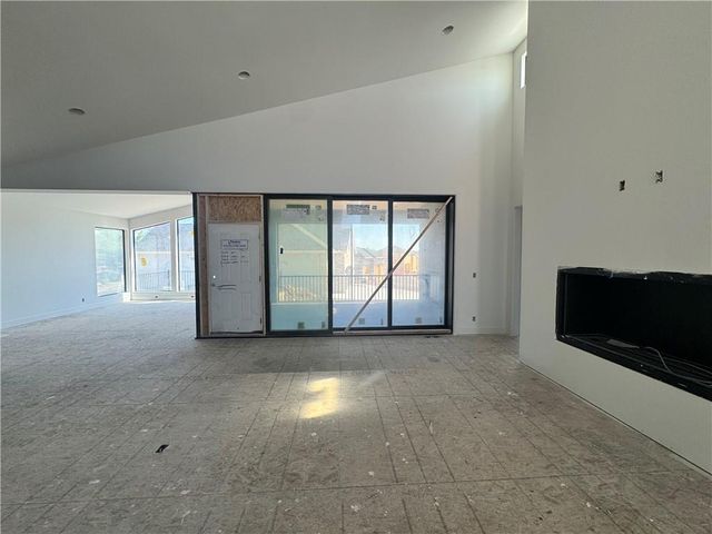3448 W 133rd Terrace, Leawood, KS 66209