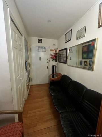 40-24 76th Street 3B, Elmhurst, NY 11373