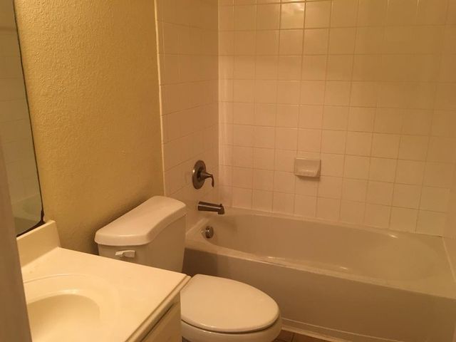 12811 Kingston Point Lane, Houston, TX 77047