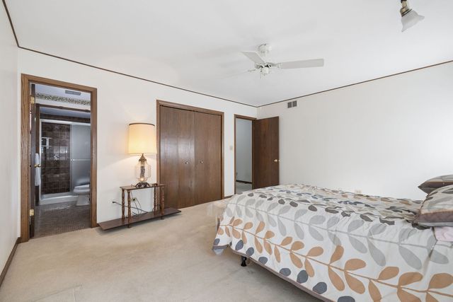 13049 Finch Court, Homer Glen, IL 60491