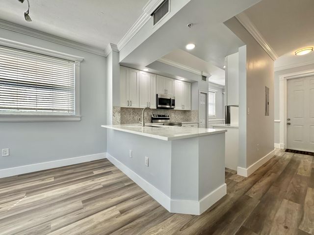 27 Royal Palm Way 406, Boca Raton, FL 33432