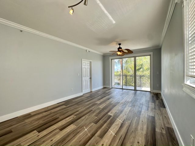 27 Royal Palm Way 406, Boca Raton, FL 33432